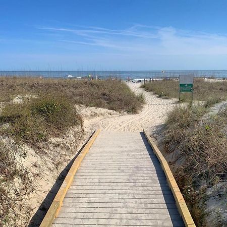 Nothing But Ocean In Forest Beach Hilton Head Island Exterior foto