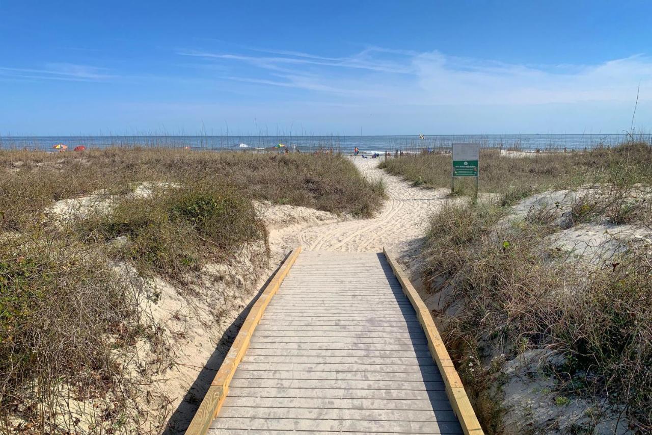 Nothing But Ocean In Forest Beach Hilton Head Island Exterior foto